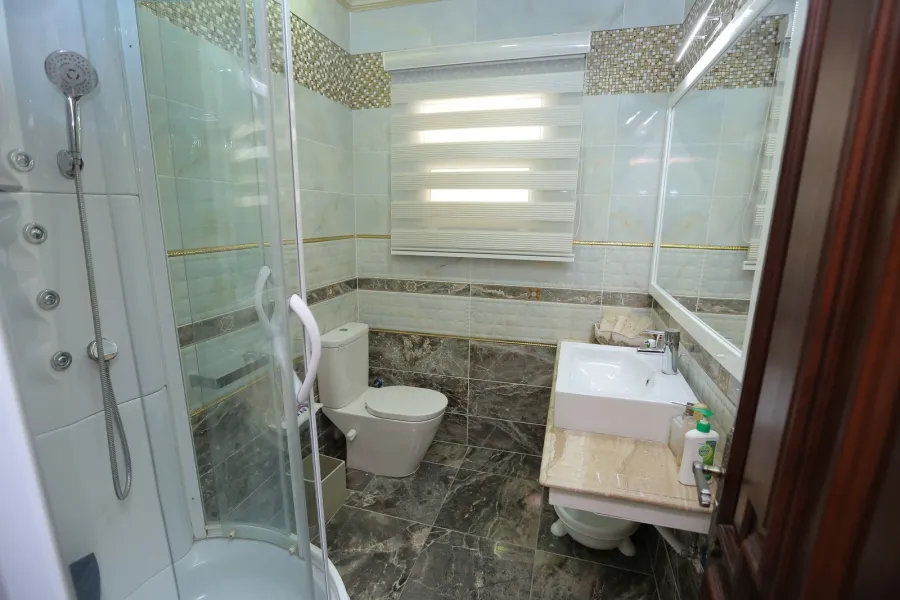 Apartment for sale 267m Laurent (Sir Hank)