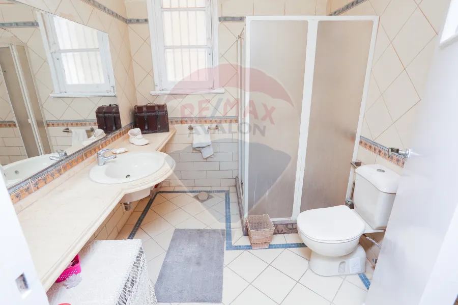 شقة مفروش للايجار 370 م الحي اللاتيني