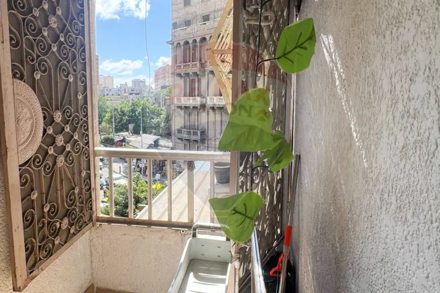 Apartment for sale 120 m Moharam Bek (El Rasafa St)