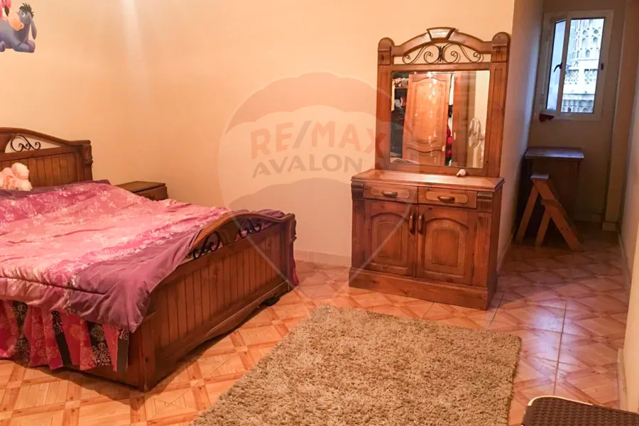 Apartment for sale 155 m Moharam Bek (directly on the tram)