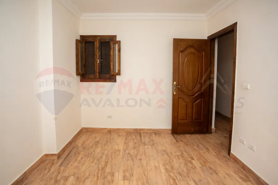 شقة للبيع 162 م  سابا باشا (ش خليل مطران)