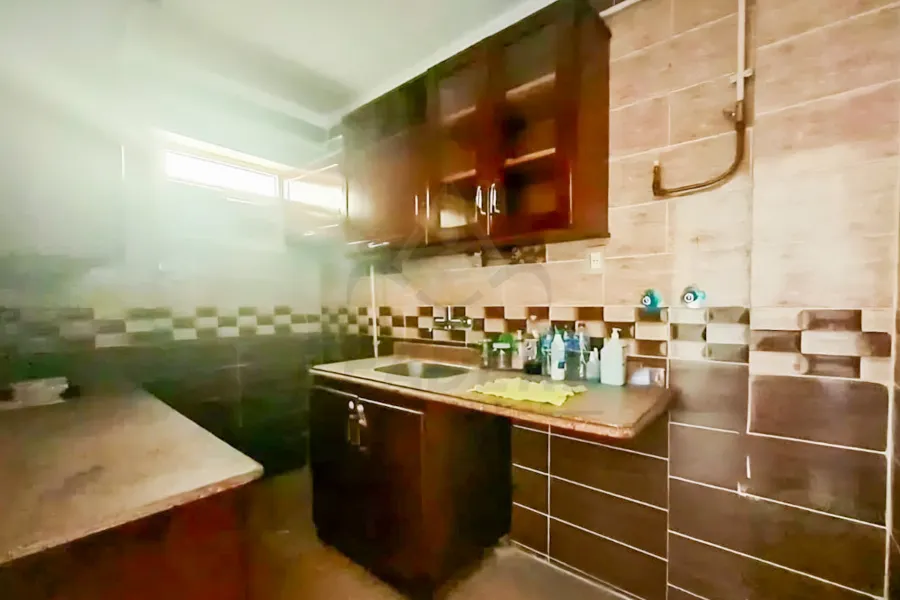 شقة للايجار 90 م سبورتنج (متفرع من الترام)