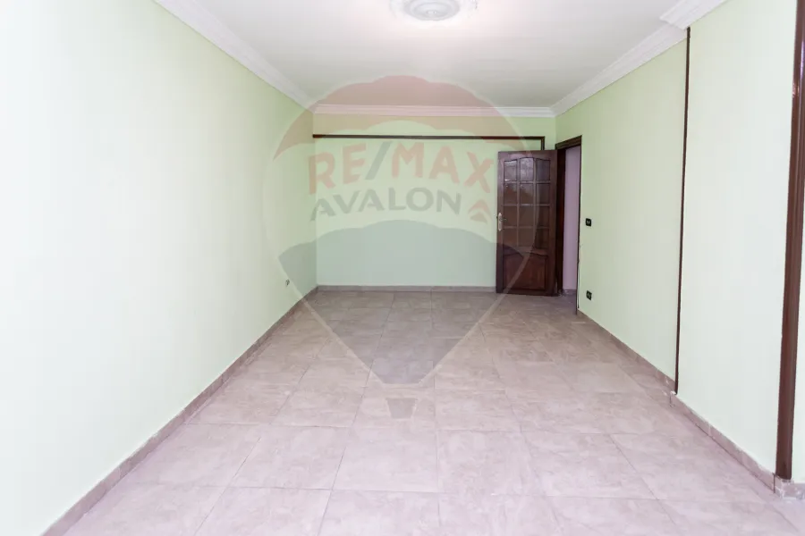 Apartment for sale 140 m Sidi Gaber (steps from Port Said Street)