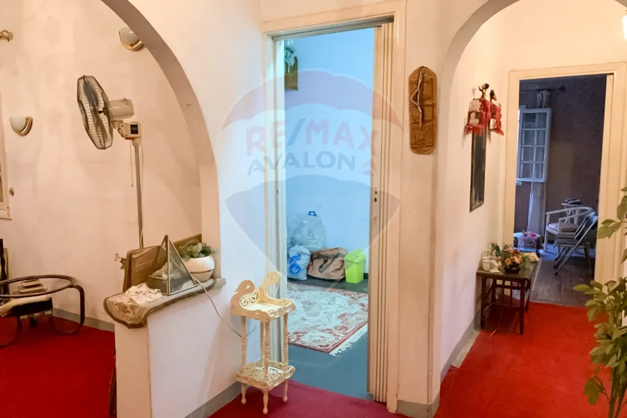 شقة للبيع 150 م جناكليس (ش عمر المختار)