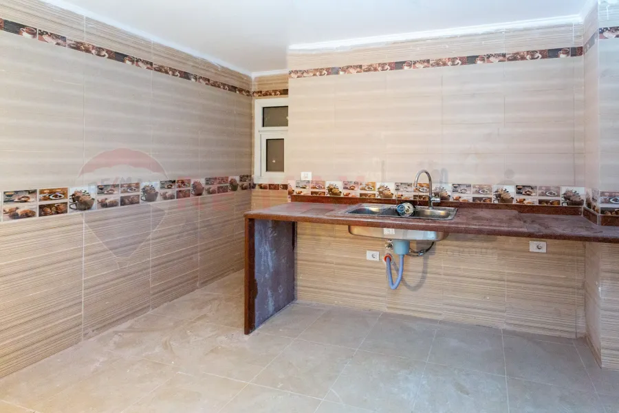 شقة للايجار 202 م سموحة (جراند فيو)