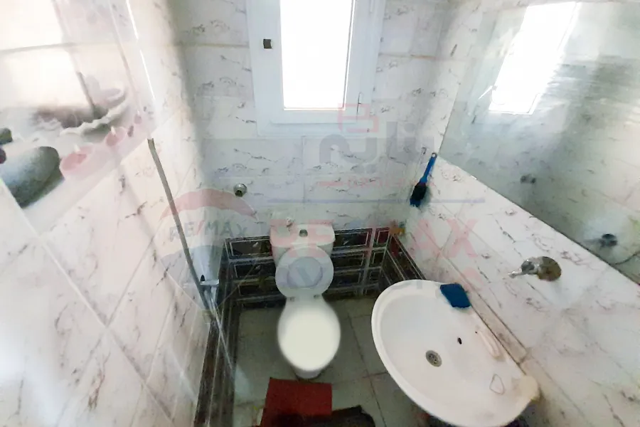 مكتب إداري للبيع 120 م سموحة (ش النصر)