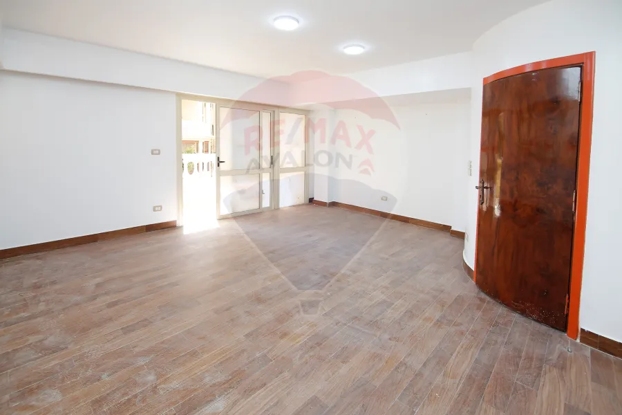 مقر اداري للبيع 315 م كفر عبده (ش قرداحي)