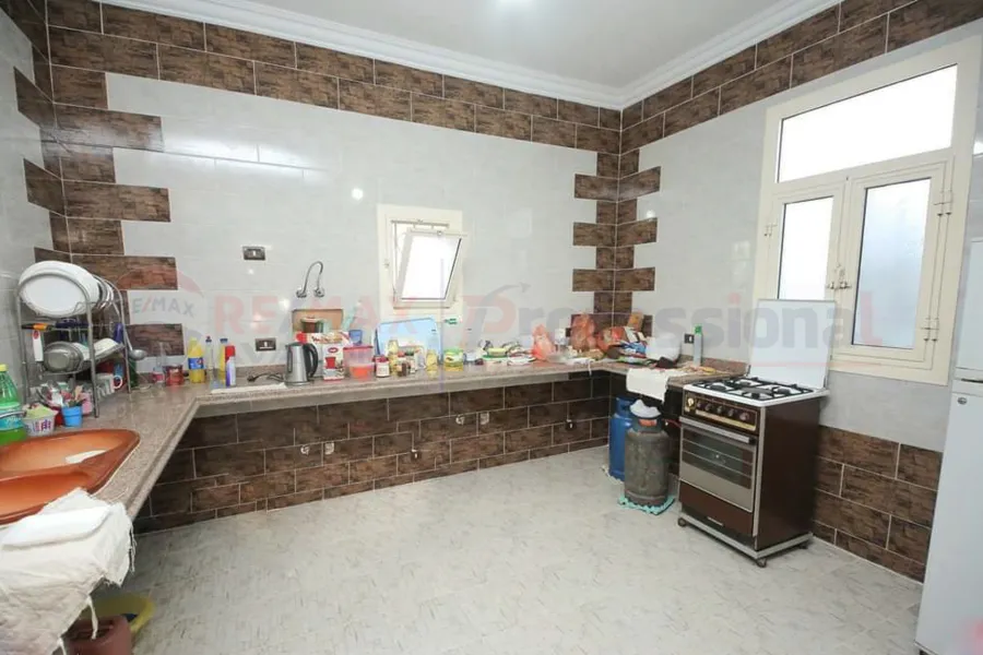 فيلا للبيع 470 م كينج مريوط (ش الهيلتون)