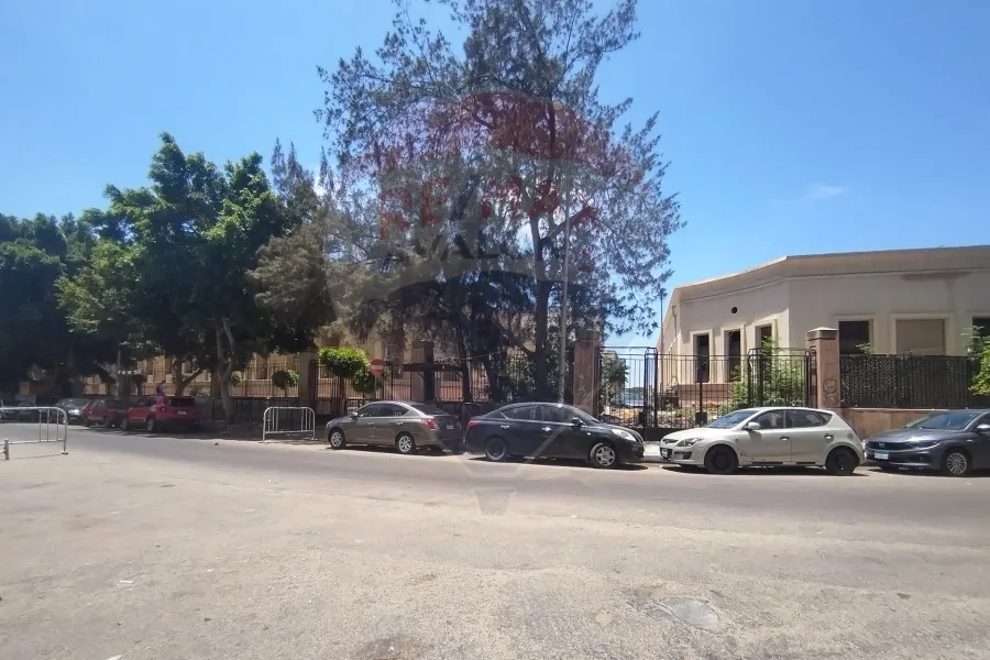 Shop for sale 12 m Camp Caesar (Ahmed Qamha St.)