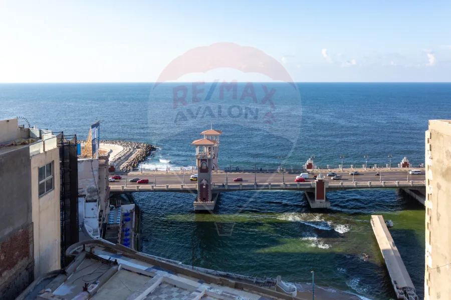 شقة للبيع 120 م ستانلى (تاني نمره من البحر)