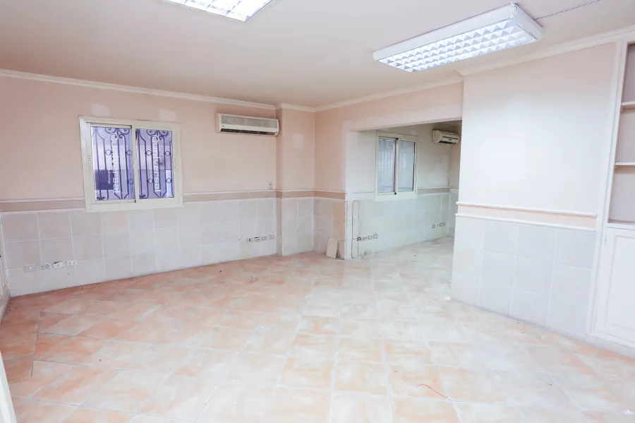 Administrative Unit for rent 600m Smouha (Steps From Zahran Mall)