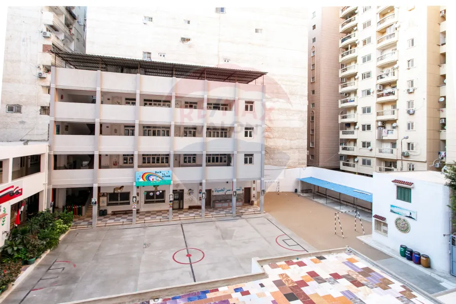 شقة للبيع 125 م  جناكليس (ش مرتضي)