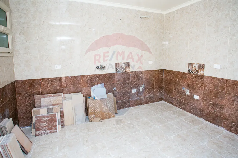 شقة للبيع 199 م سموحة أبراج الصيادلة)