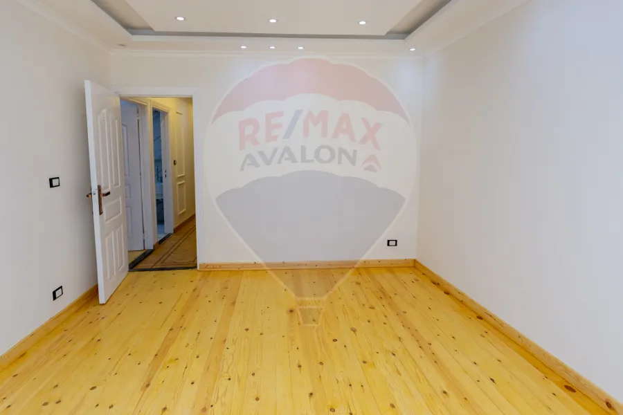 شقة للبيع 145 م سبورتنج (متفرع من ابوقير)