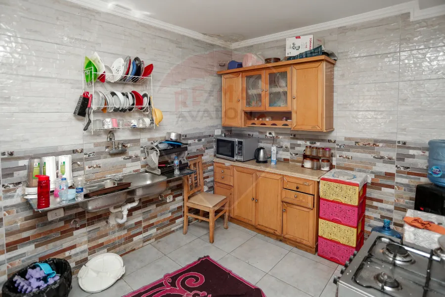 شقة للبيع 200 م سبورتنج(ش أحمد علام)