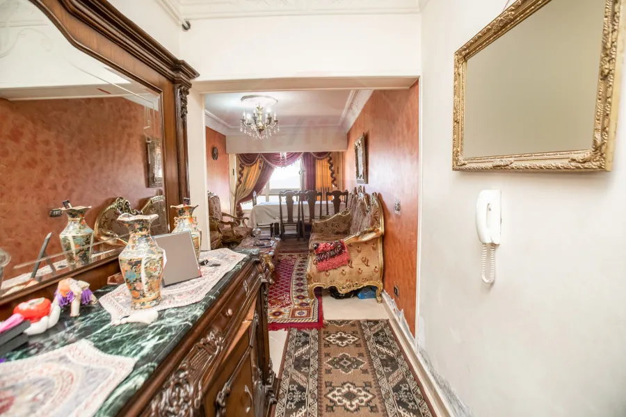 Apartment for sale 100m Al-Montazah (Royal Plaza Towers)