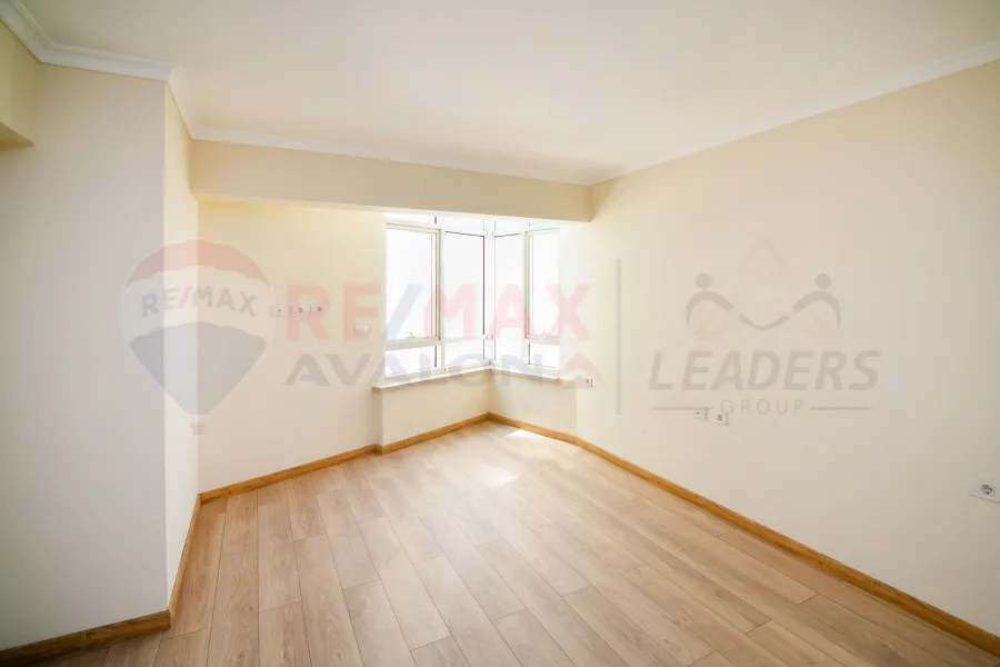 Apartment for sale 180 m Smouha (Grand View)