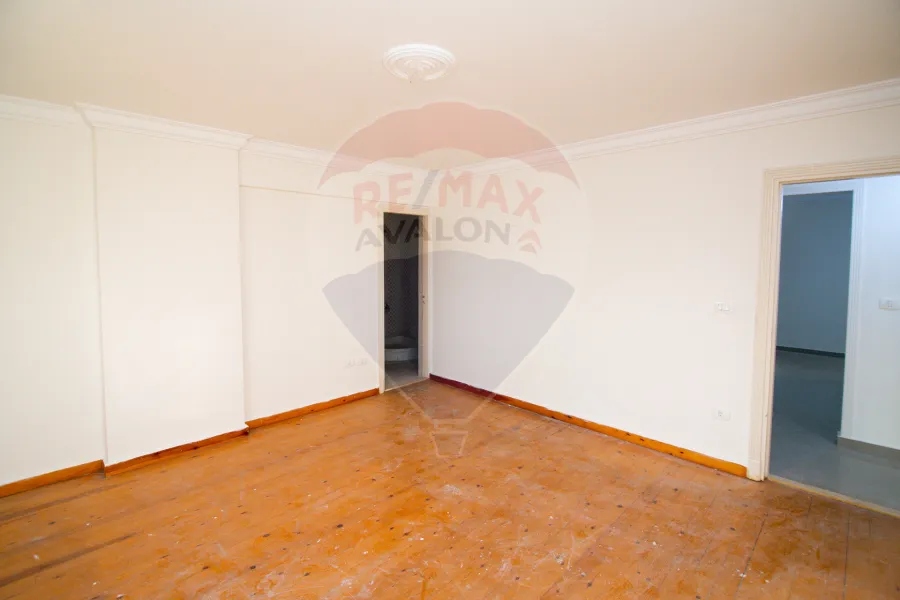 Apartment for sale, 200 m, Kafr Abdo (steps from Saint Jenny - Brand Building)