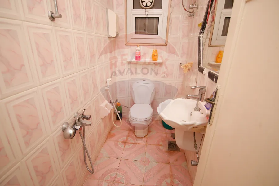 شقة للبيع 130 م سبورتنج (ش بورسعيد)