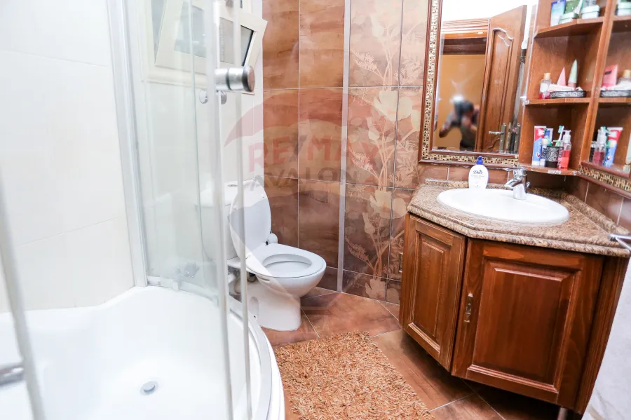 Apartment for sale 190 m Kafr abdou (Sakina bnt elhussien St)