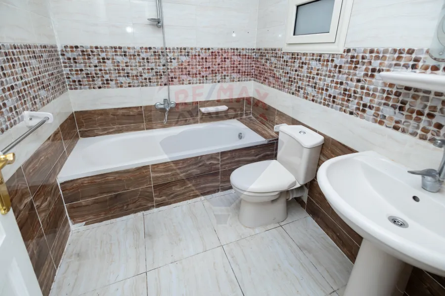 Apartment for sale 175 m Smouha (Behind Zaki Ragab St)