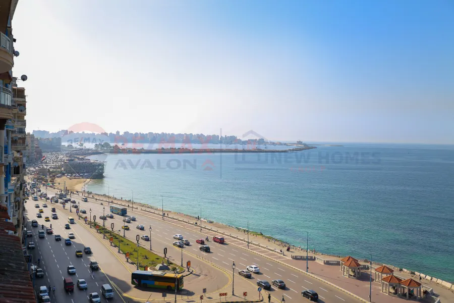 Apartment for sale 332 m Camp Chezar (directly on the sea - brand building)