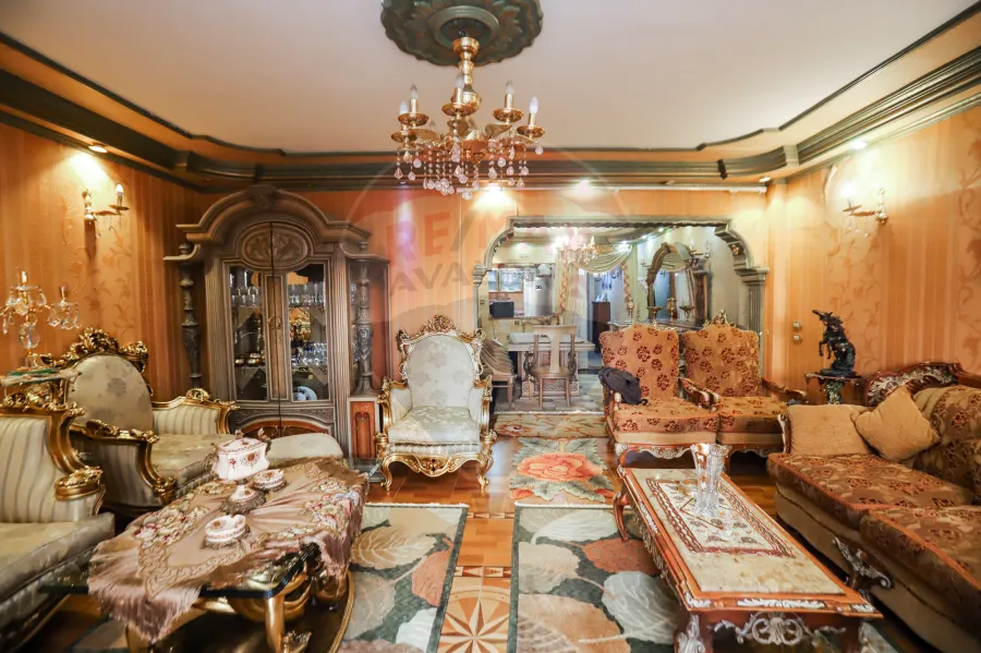 شقة للبيع 130 م العصافرة (ش سليمان الفارسي متفرع من جمال عبد الناصر)