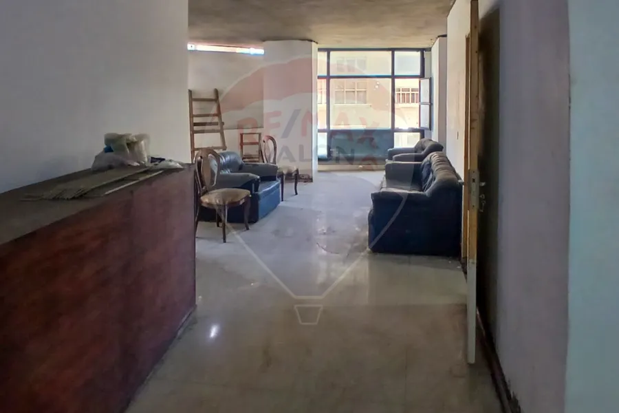 Administrative headquarters for rent 160 m Roushdy (Abu Qir St.)