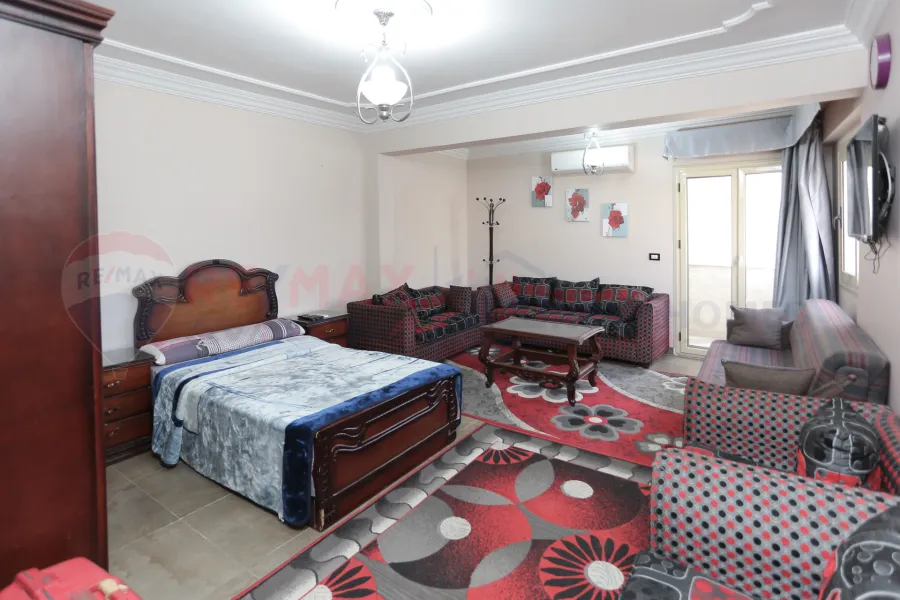 Apartment for sale 250 m Sporting (Port Said main st.)