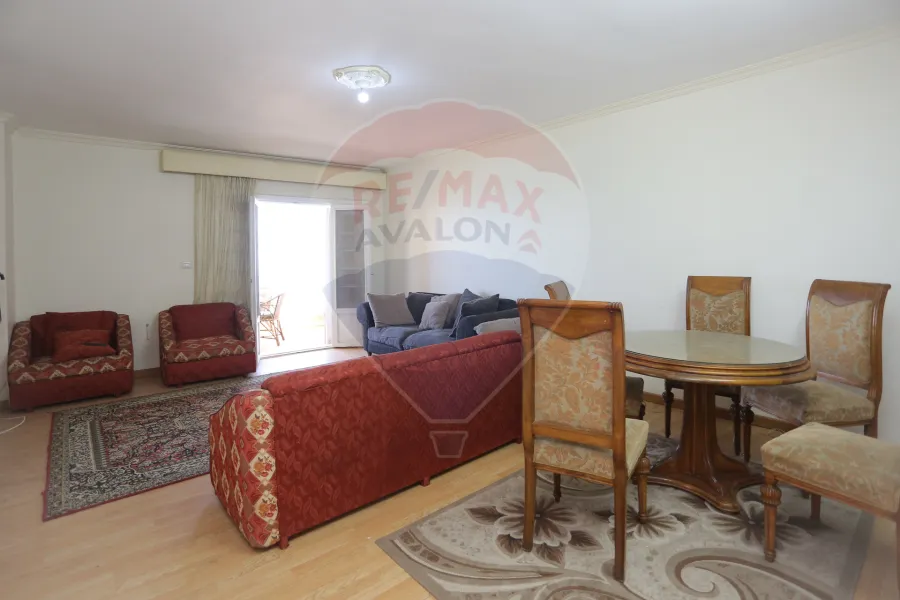 شقة للبيع 145م مصطفى كامل (مساكن الظباط )