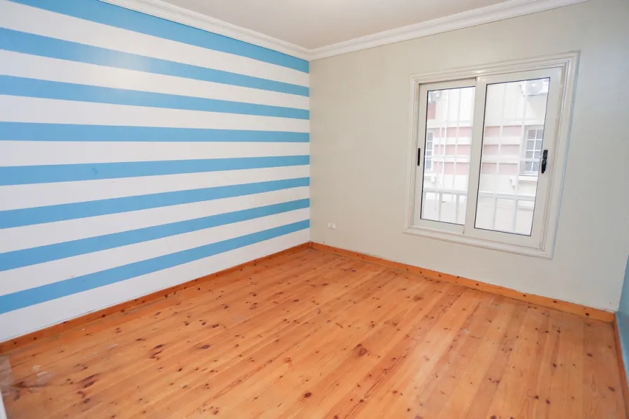 شقة للبيع 185م سموحة (كومباوند الشرطة - بجوار جامعه فاروس)