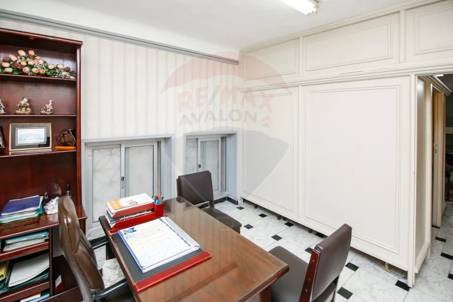 عيادة للإيجار 50 م الابراهيميه (متفرع من اللاجتيه )