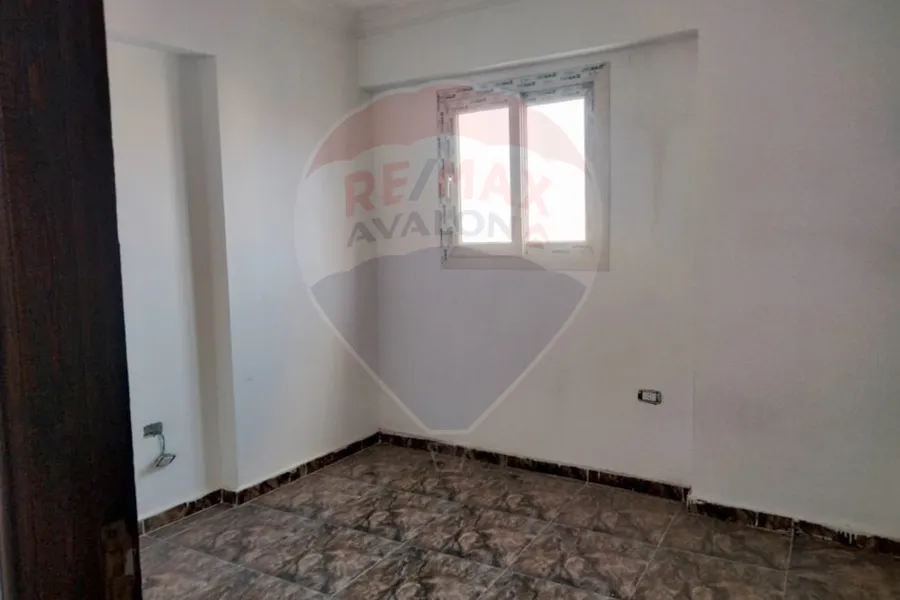 شقة للبيع 85 م بوكلي (ش  تكلا - متفرع من الطيار احمد ابو السعود)