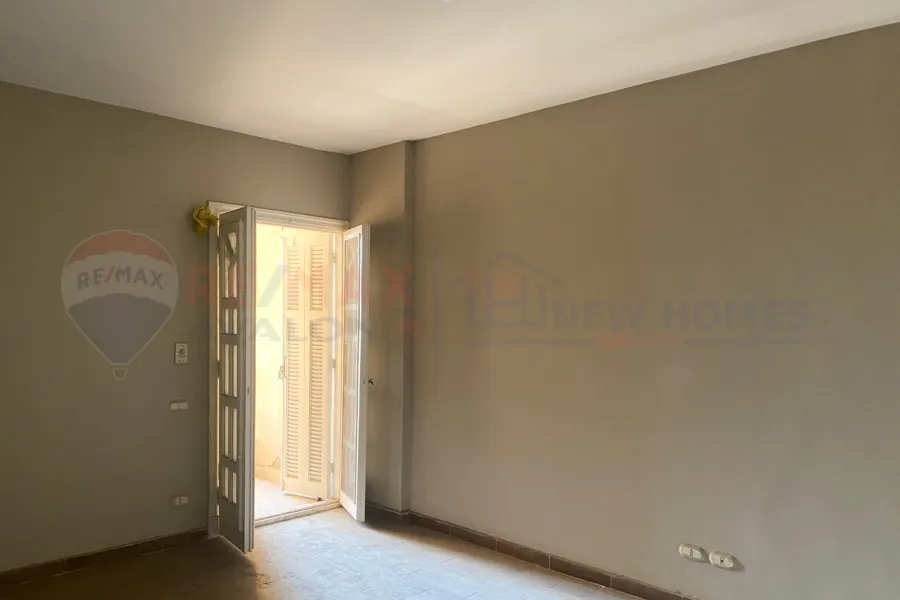 شقة للبيع 176 م سموحة (المربع الذهبي)