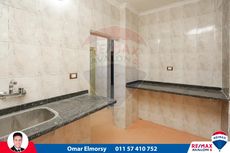 Apartment for sale 135 m Sporting (Steps from the sea)