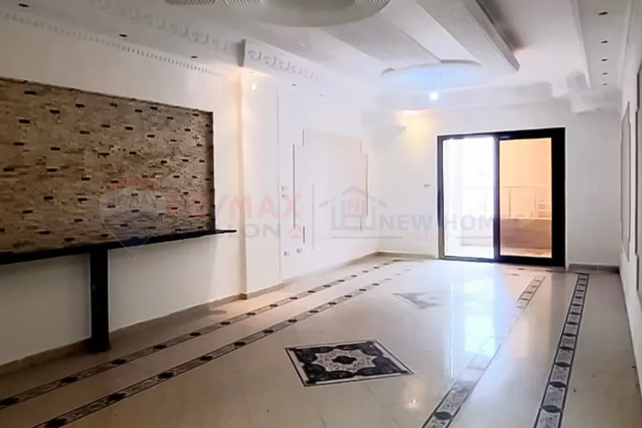 شقة للبيع 150 م ميامي (موزاي لشارع اسكندر ابراهيم)