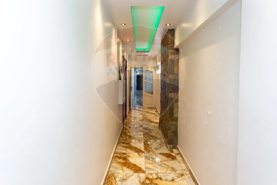 شقة للبيع 430 م  سموحه (خطوات من نادي سموحة)