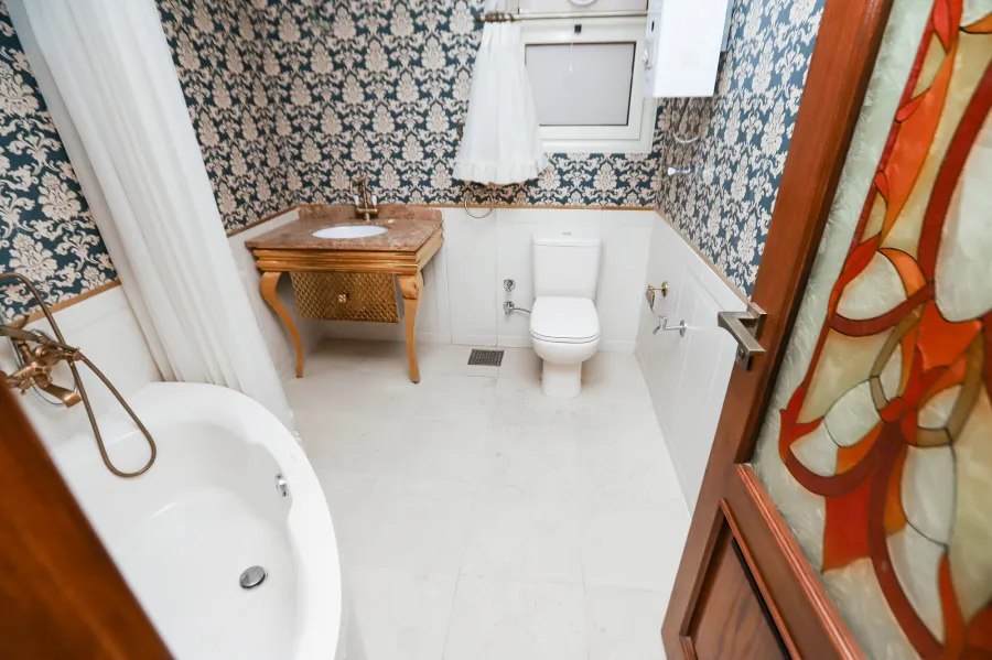 شقة للبيع 205م كفر عبده (2 نمرة من ش أبوقير)