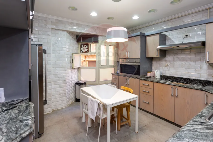 Duplex Apartment for sale 330 m Louran