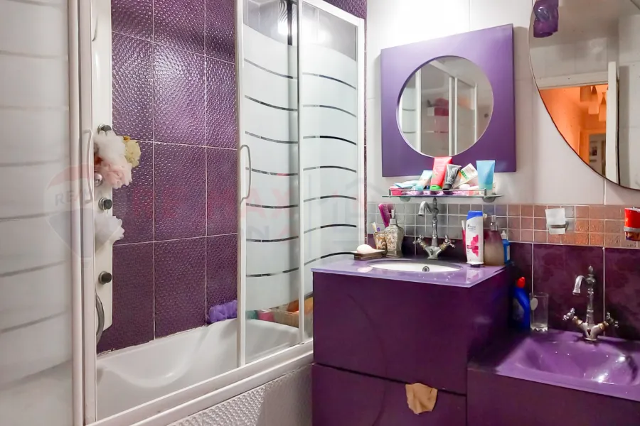 Apartment for Sale 180 m East Smouha ( beside Al-Ittihad Club )