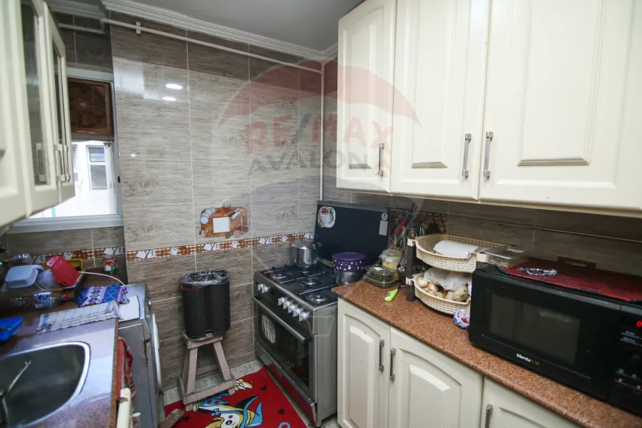 شقة للبيع 165 م رشدي (ش ابراهيم حلمي)