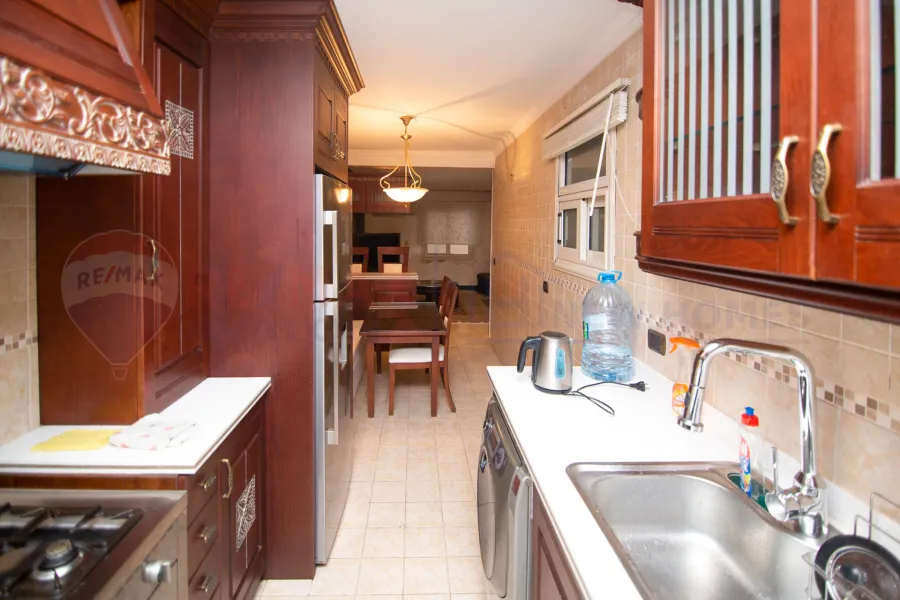 Apartment for sale 330 m Camp Caesar (Directly on the sea)