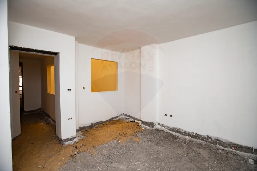 مقر إدارى للبيع 116 م الإبراهيمية (ش بورسعيد) -  يصلح عيادة أو مركز طبى