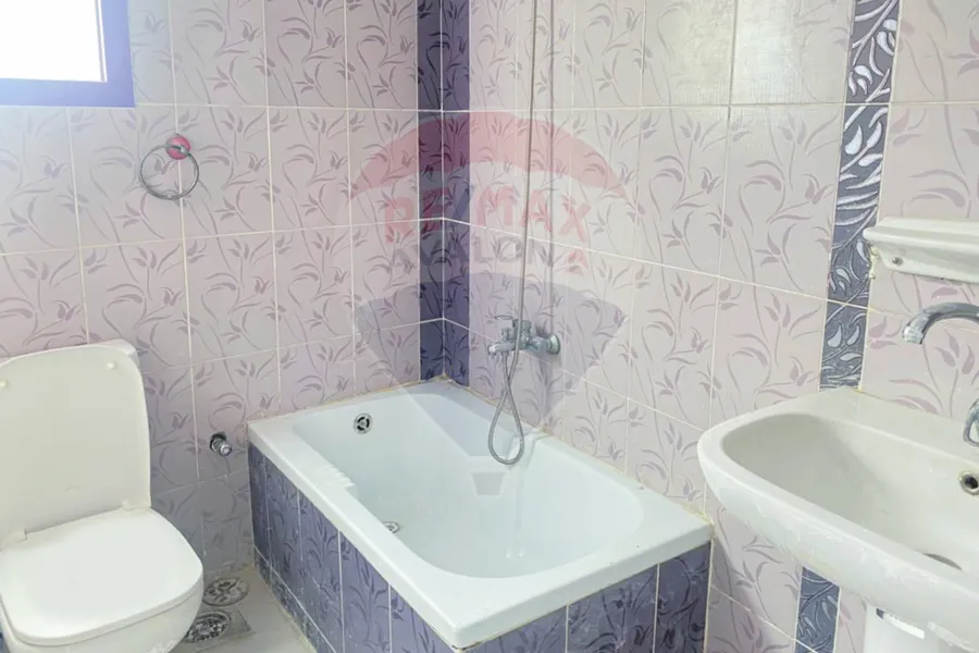 شقة للإيجار 135 م سبورتنج (فيو نادى سبورتنج)