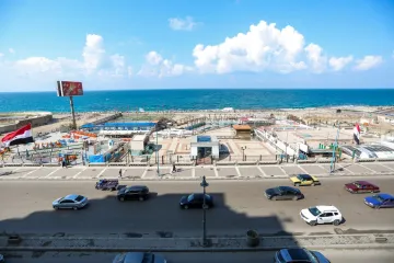 شقة للبيع 260 م سابا باشا (على البحر مباشرة)