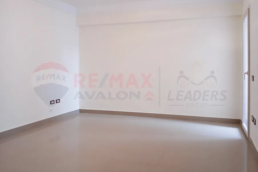 Apartment for rent 125 m Sidi Bishr (next to Ramada Hotel)