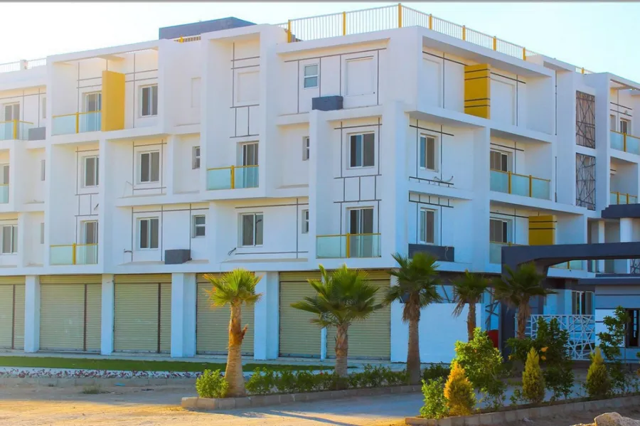 Apartment for Sale 194m Borg El-Arab (El-Kafoury Road- Lakeside Compound)