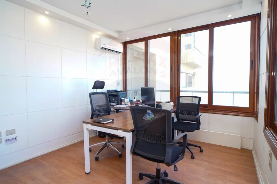 Administrative apartment for sale 65 m El Shatby