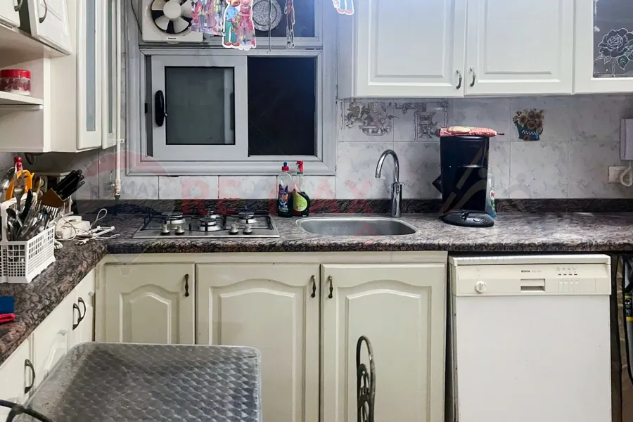 Furnished apartment for rent 230 m Louran (Abdel Salam Arif St.)