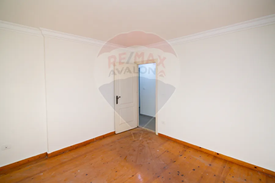 Apartment for sale, 200 m, Kafr Abdo (steps from Saint Jenny - Brand Building)